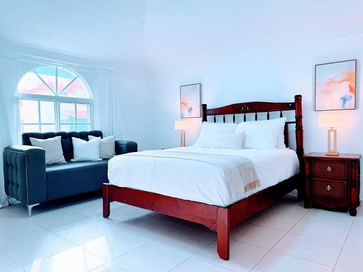 Rooftop, Pool View, Walk To Beach, Dining, Shops Punta Cana Apartman